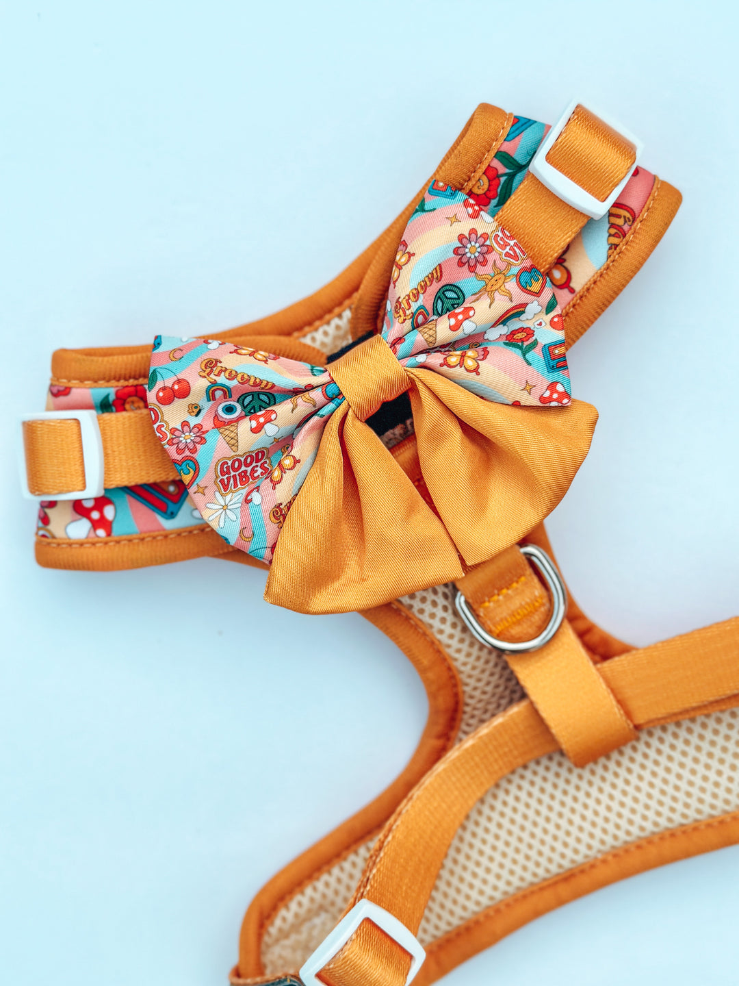 Sailor Bow - Retro Babe ☮️