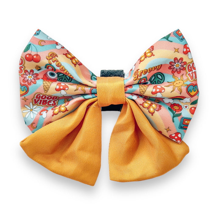 Sailor Bow - Retro Babe ☮️