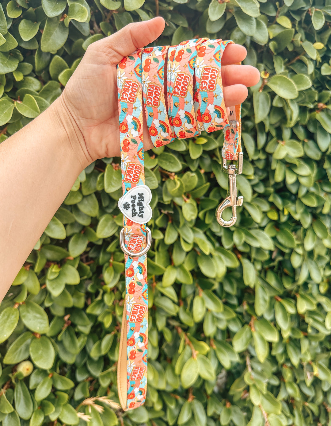 Comfort Leash - Retro Babe ☮️