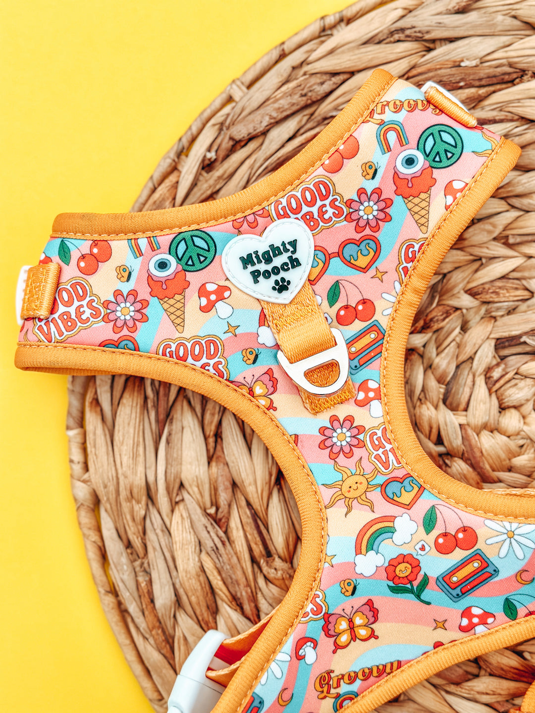 No-Pull Adjustable Harness - Retro Babe ☮️