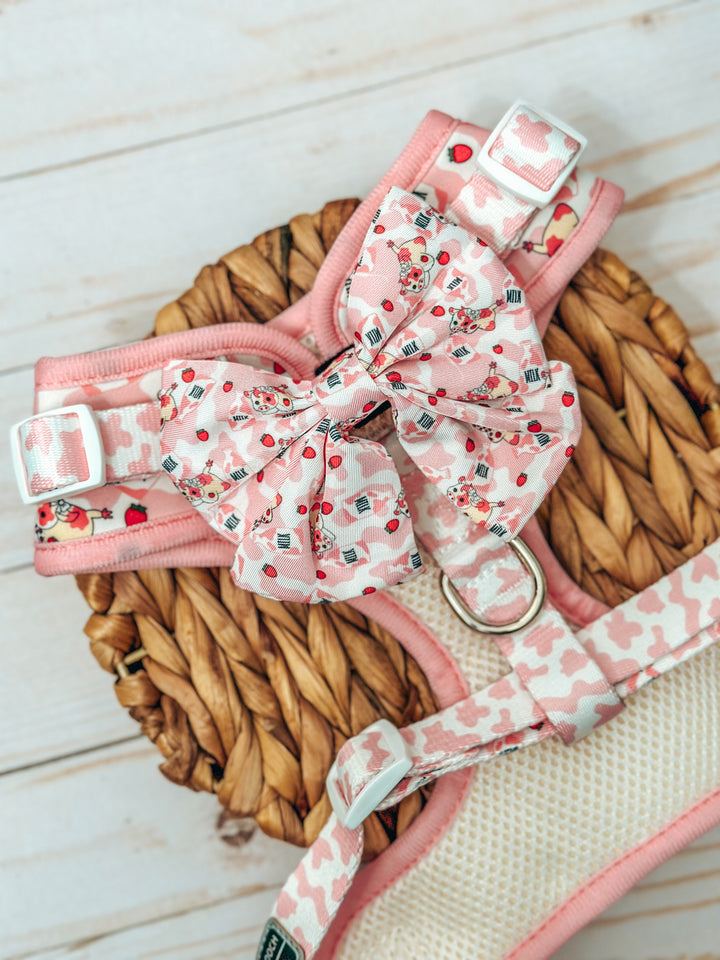 No-Pull Adjustable Harness - Strawberry Cow🍓