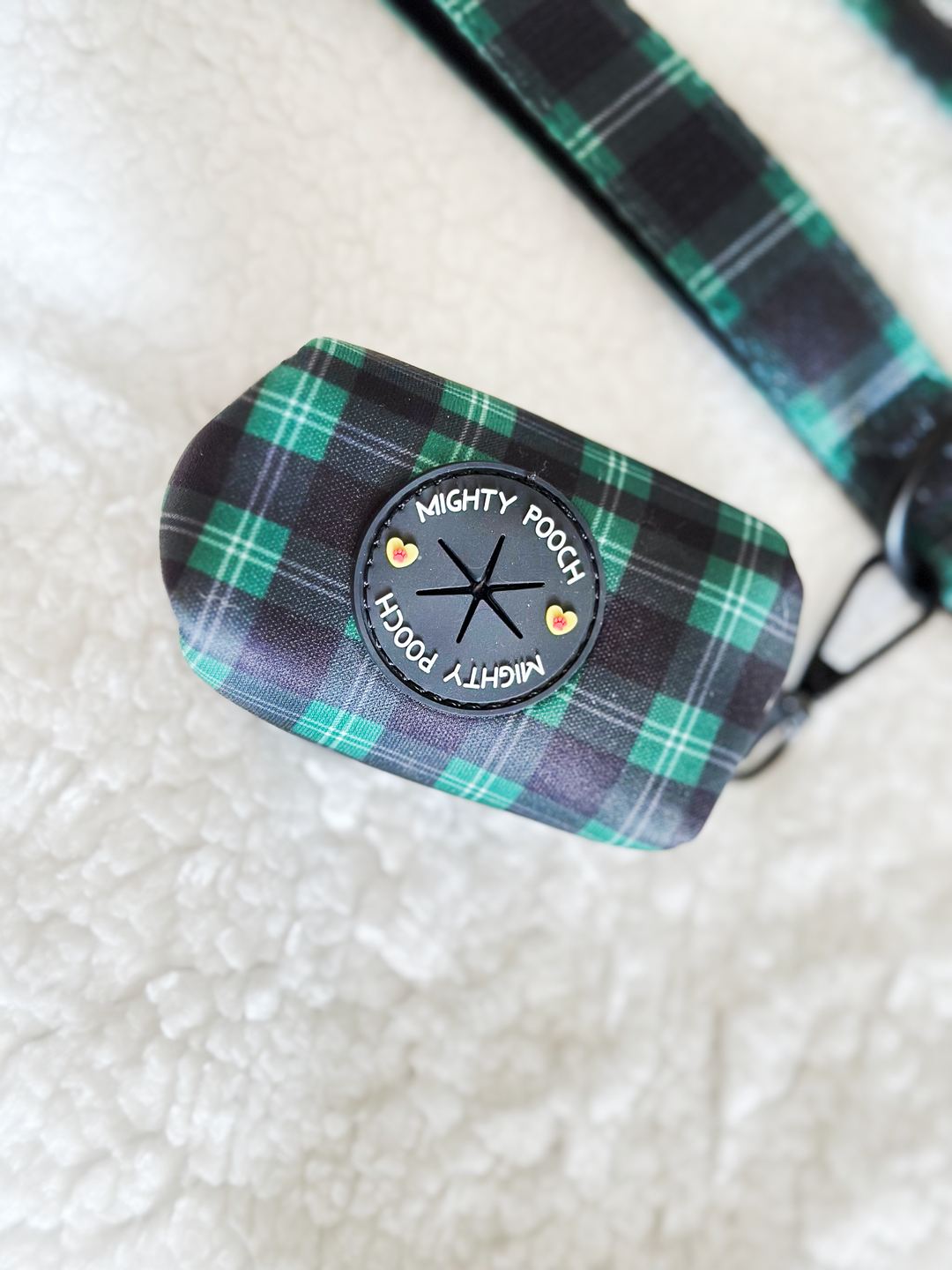 Potty Bag Dispenser - Pawfect Plaid 💚