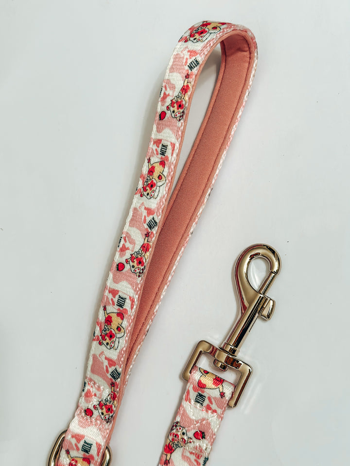 Comfort Leash - Strawberry Cow 🍓