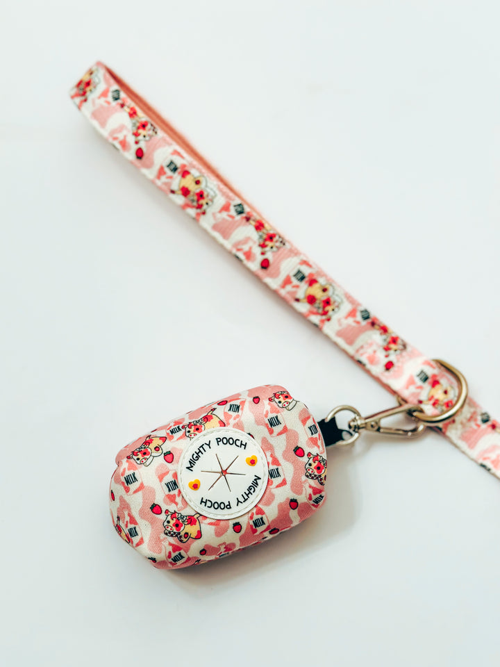 Comfort Leash - Strawberry Cow 🍓